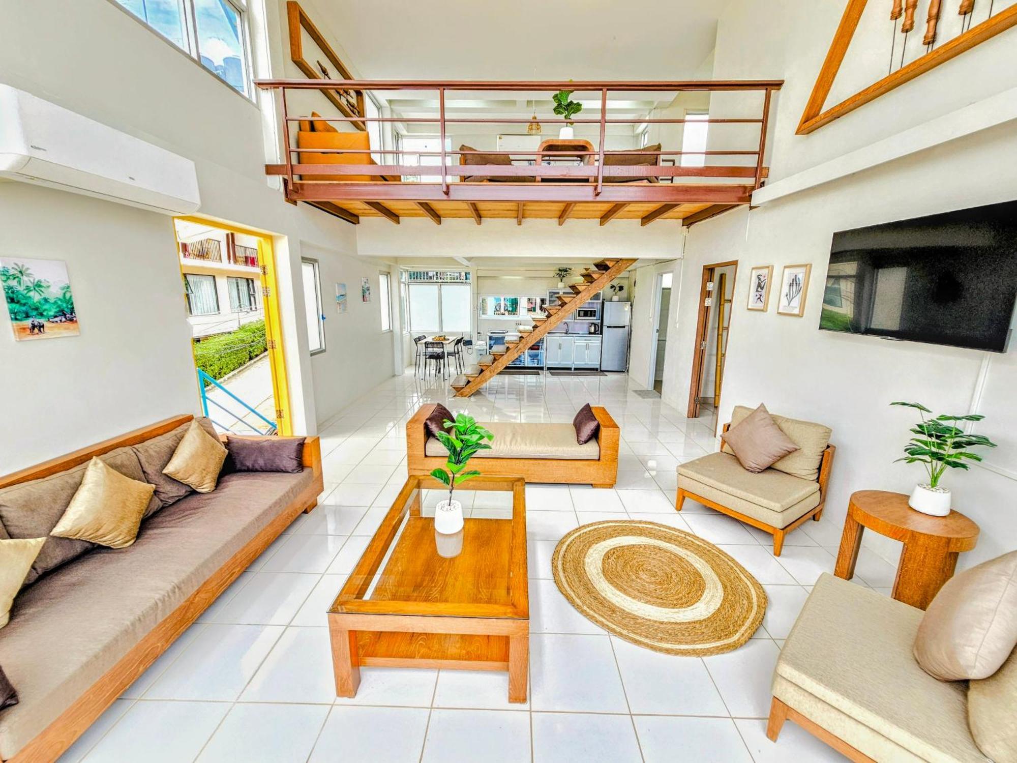 Beach Front Queen'S Castle - Kid Friendly, Holiday Like Royalty Ban Makham Værelse billede