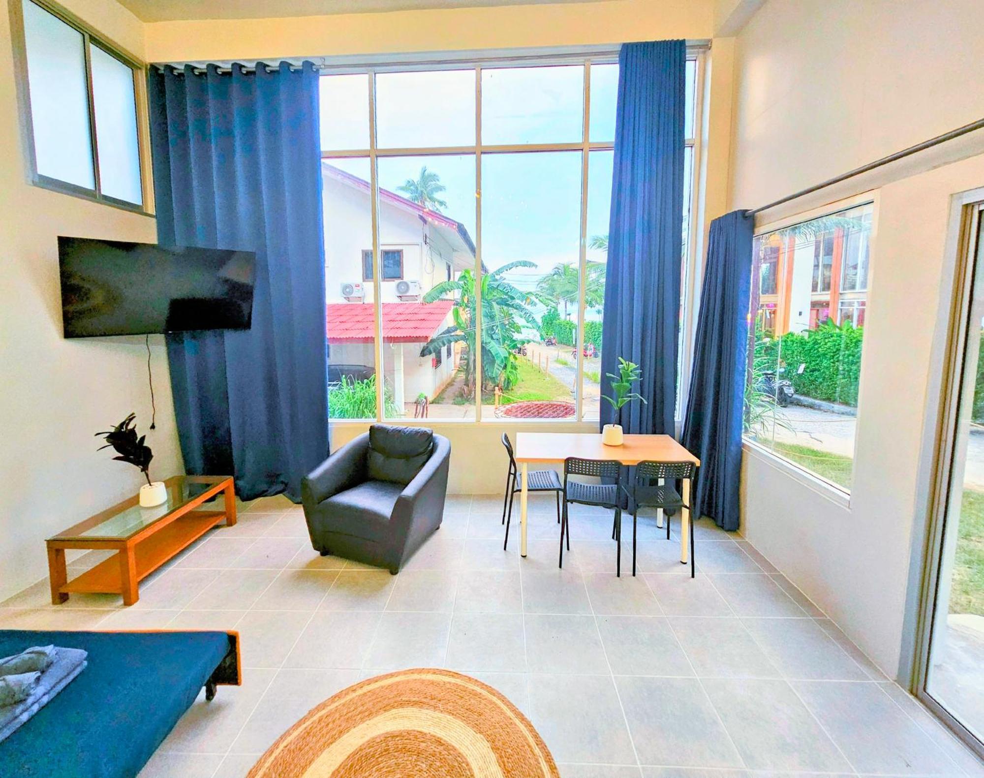 Beach Front Queen'S Castle - Kid Friendly, Holiday Like Royalty Ban Makham Værelse billede